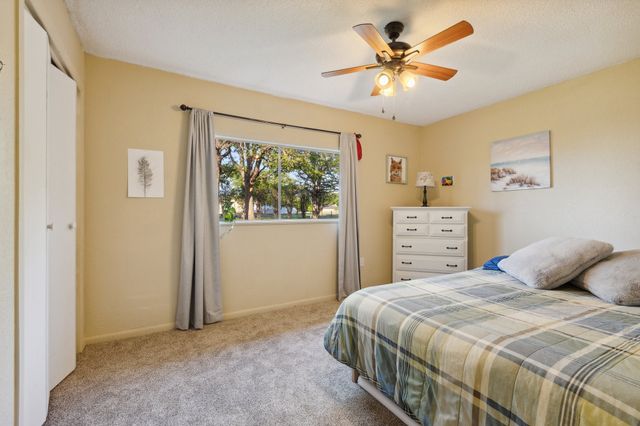 2338 N Tool Dr, Seven Points, TX 75143