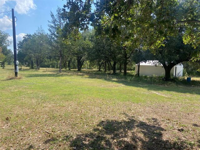 18105 Sweed Road, Washington, TX 77880