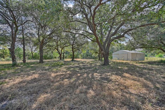 18105 Sweed Road, Washington, TX 77880