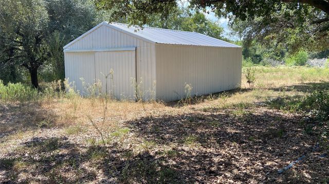 18105 Sweed Road, Washington, TX 77880