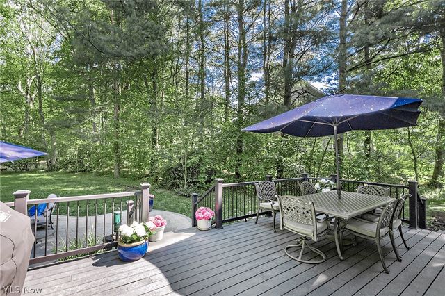 8290 Pine Creek Court, Chagrin Falls, OH 44023