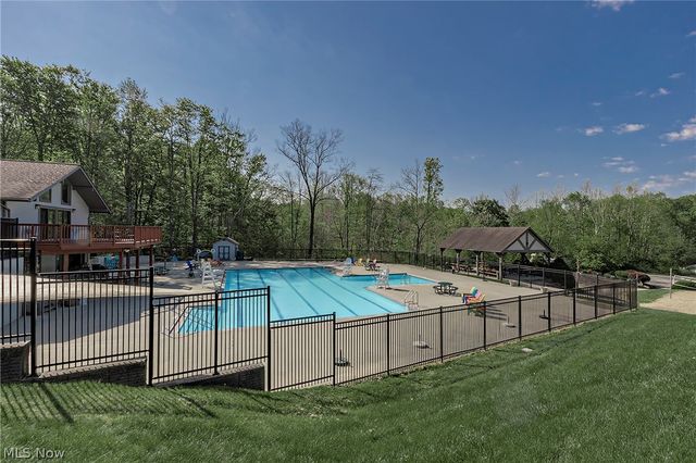 8290 Pine Creek Court, Chagrin Falls, OH 44023