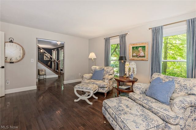 8290 Pine Creek Court, Chagrin Falls, OH 44023