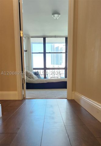 1000 Parkview Dr 1026, Hallandale Beach, FL 33009