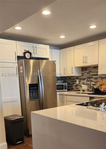 1000 Parkview Dr 1026, Hallandale Beach, FL 33009