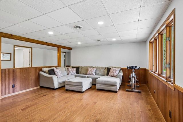 S1214 Town Hall Road, Lyndon Station, WI 53944