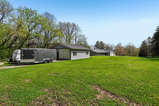 S1214 Town Hall Road, Lyndon Station, WI 53944