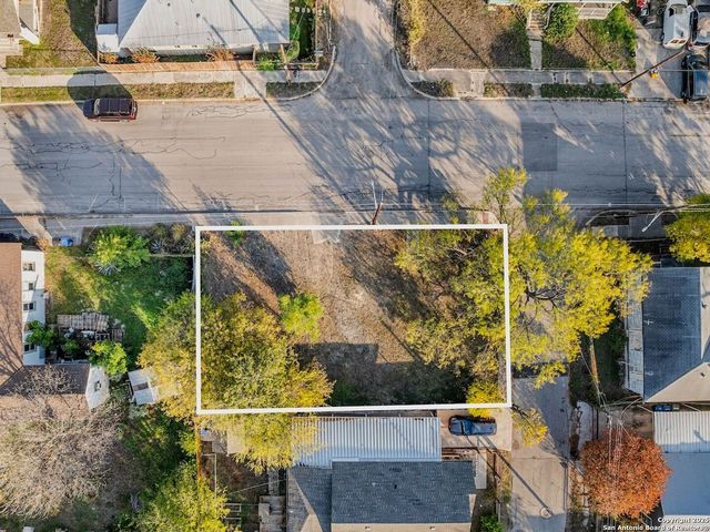 815 S Pine St, San Antonio, TX 78210