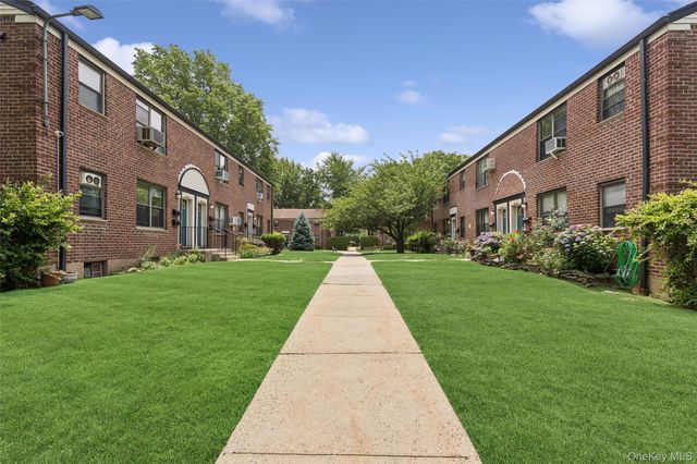 196-56 69th Avenue 2, Fresh Meadows, NY 11365