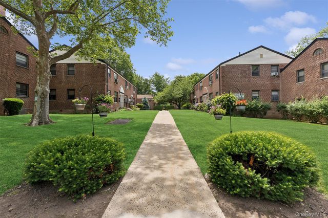 196-56 69th Avenue 2, Fresh Meadows, NY 11365