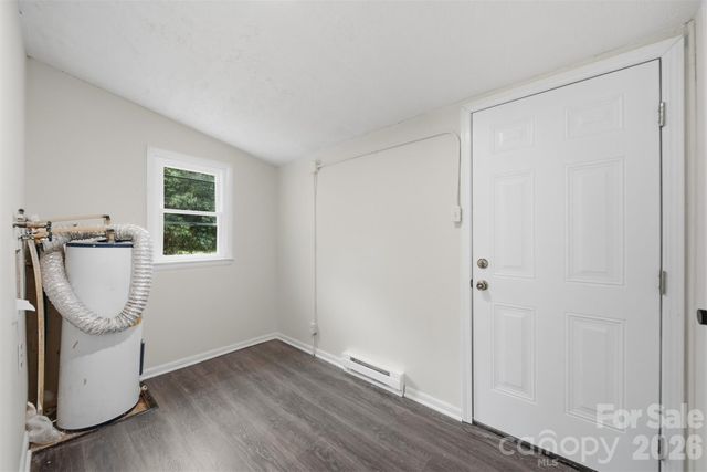 630 2nd Street SW, Conover, NC 28613