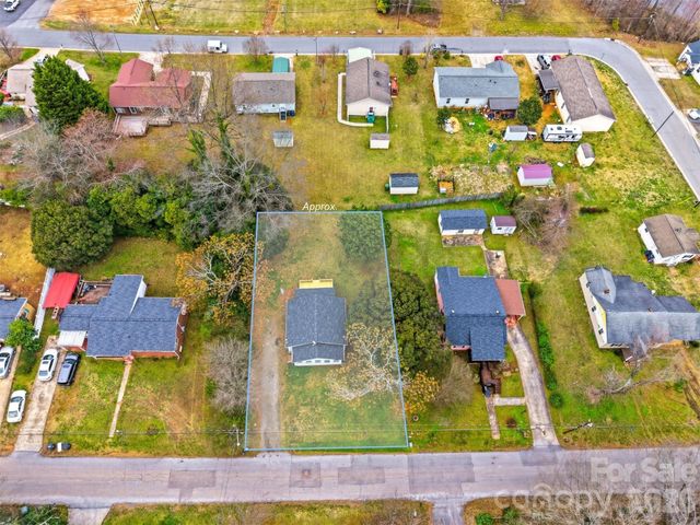 630 2nd Street SW, Conover, NC 28613