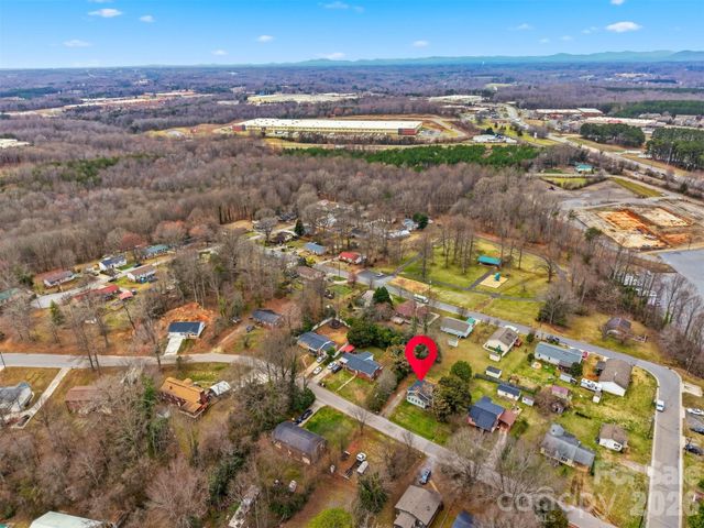 630 2nd Street SW, Conover, NC 28613