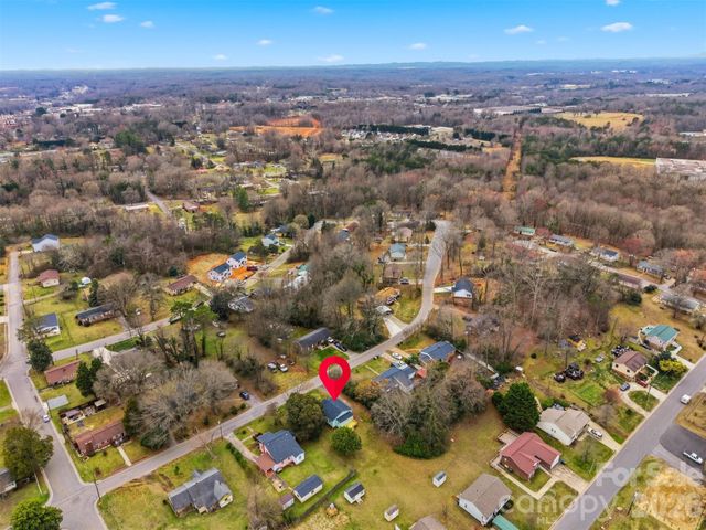 630 2nd Street SW, Conover, NC 28613