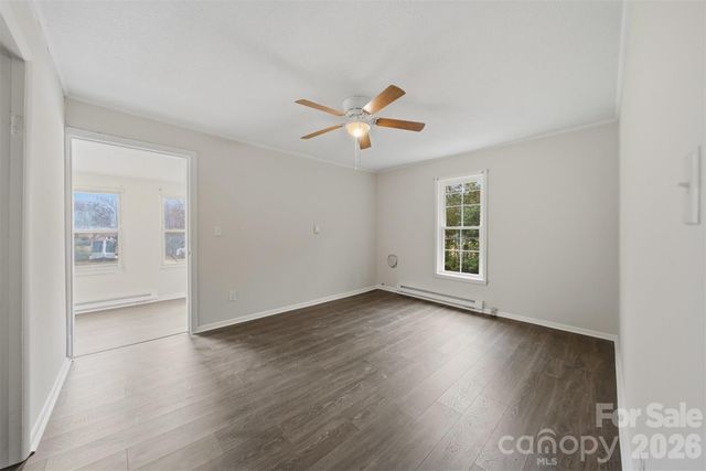 630 2nd Street SW, Conover, NC 28613