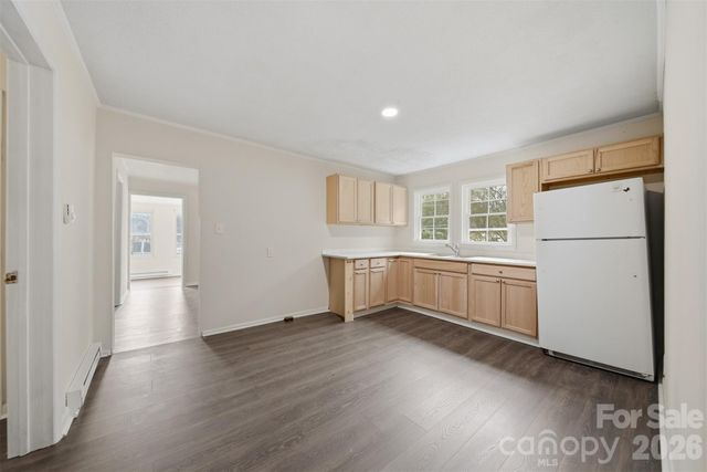 630 2nd Street SW, Conover, NC 28613