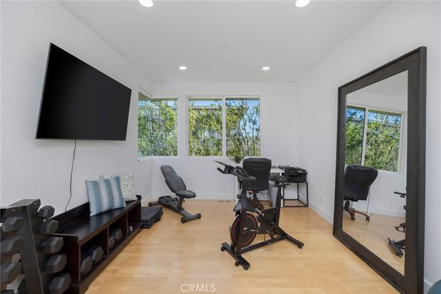 2303 Vista Drive, Manhattan Beach, CA 90266