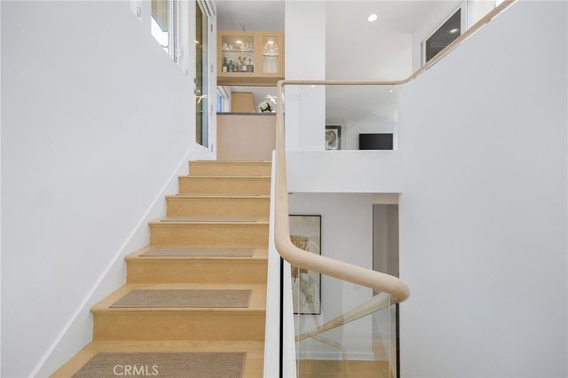 2303 Vista Drive, Manhattan Beach, CA 90266