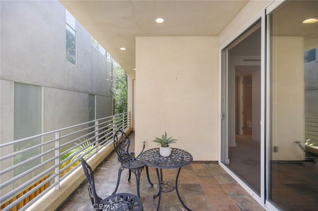 2303 Vista Drive, Manhattan Beach, CA 90266