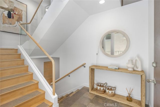 2303 Vista Drive, Manhattan Beach, CA 90266