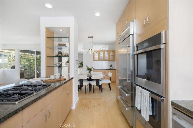 2303 Vista Drive, Manhattan Beach, CA 90266