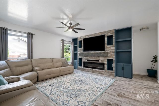 16611 N Fielding Way, Nampa, ID 83687