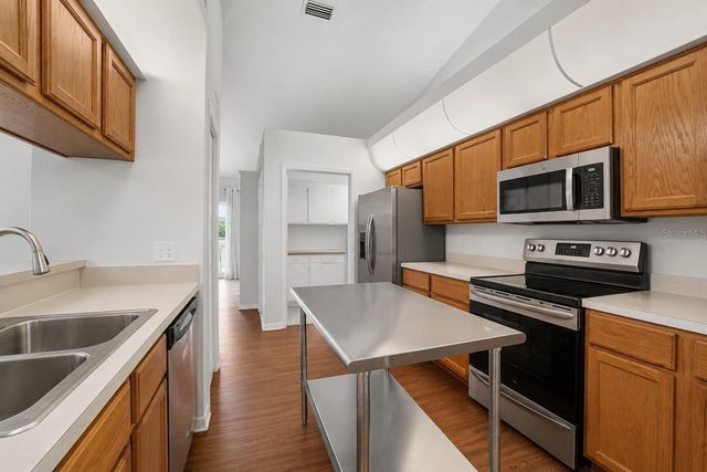 12606 LITEWOOD DR, Hudson, FL 34669