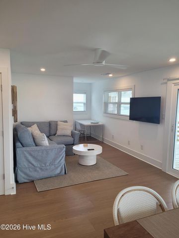 9 W Atlanta Street 3, Wrightsville Beach, NC 28480