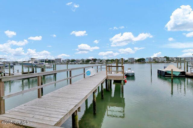 9 W Atlanta Street 3, Wrightsville Beach, NC 28480
