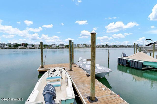 9 W Atlanta Street 3, Wrightsville Beach, NC 28480