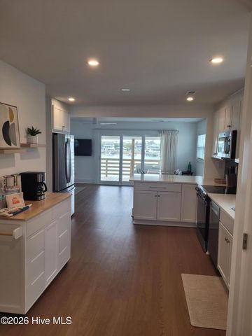 9 W Atlanta Street 3, Wrightsville Beach, NC 28480