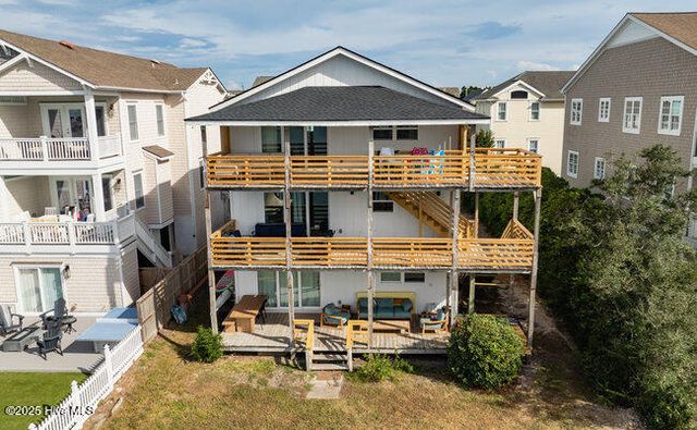 9 W Atlanta Street 3, Wrightsville Beach, NC 28480