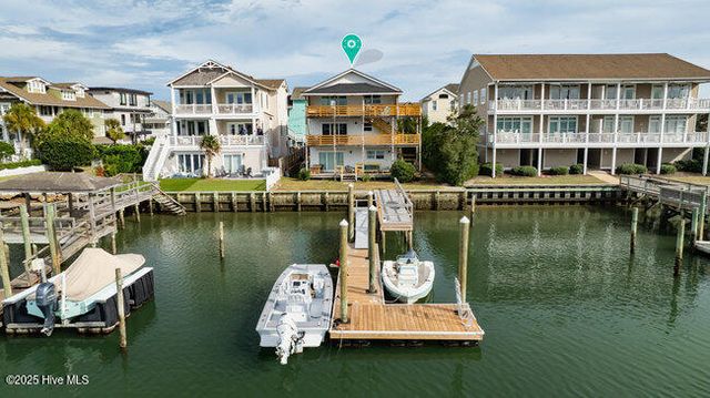 9 W Atlanta Street 3, Wrightsville Beach, NC 28480