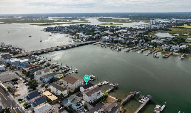 9 W Atlanta Street 3, Wrightsville Beach, NC 28480