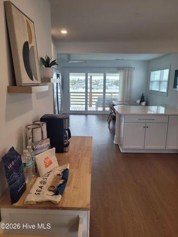 9 W Atlanta Street 3, Wrightsville Beach, NC 28480