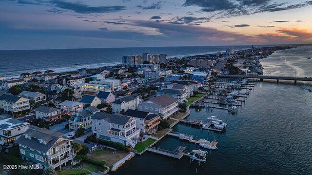 9 W Atlanta Street 3, Wrightsville Beach, NC 28480