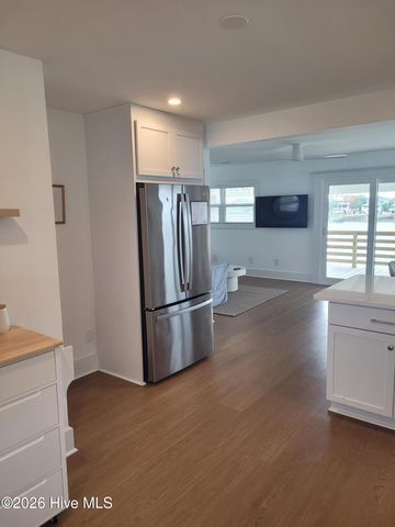 9 W Atlanta Street 3, Wrightsville Beach, NC 28480