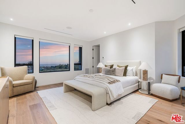 1205 Las Lomas Place, Pacific Palisades (los Angeles), CA 90272