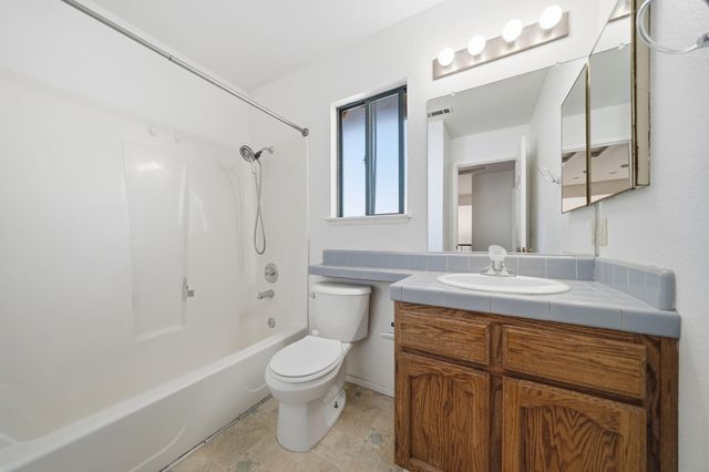 550 Armando Avenue, Redding, CA 96003