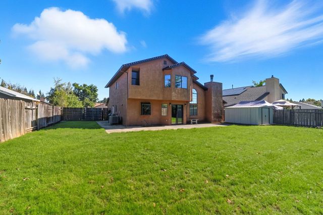 550 Armando Avenue, Redding, CA 96003