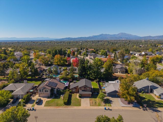 550 Armando Avenue, Redding, CA 96003