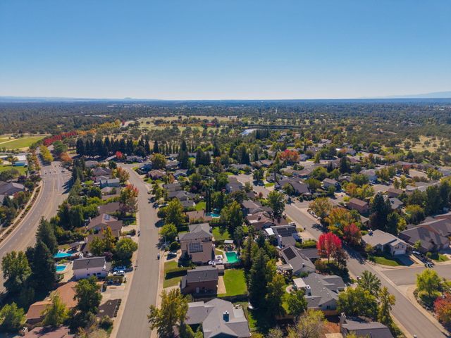 550 Armando Avenue, Redding, CA 96003