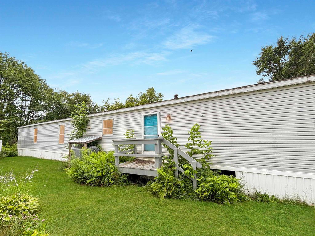 56 Meadow Lane, Richmond, VT 05477