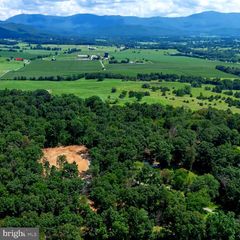 15 MONT VIEW LN, Luray, VA 22835