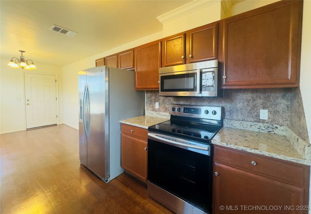 8917 SW 52 Street, Oklahoma City, OK 73179