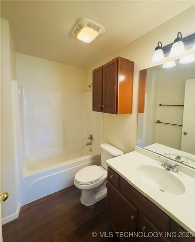 8917 SW 52 Street, Oklahoma City, OK 73179