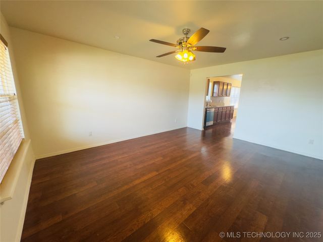 8917 SW 52 Street, Oklahoma City, OK 73179