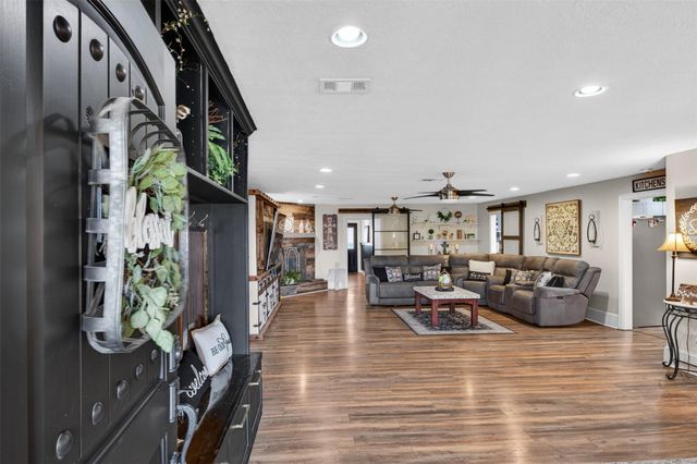 30439 Fm 1488 Road, Waller, TX 77484