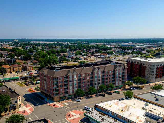 9670 Franklin Avenue 214, Franklin Park, IL 60131