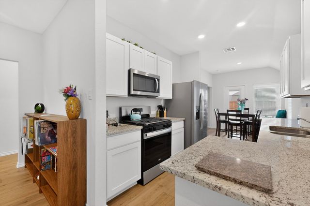 621 Cherish Day Drive, Lavon, TX 75166